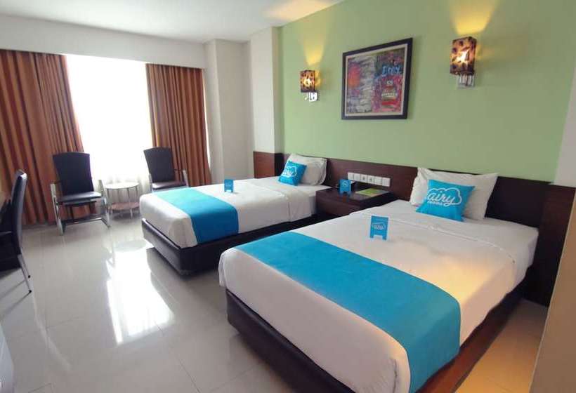 Отель Airy Slipi