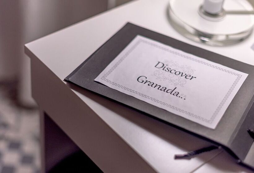 هتل Alojamiento Con Encanto La Luna En El Alba