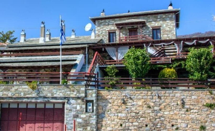 هتل Anemoessa Traditional Village