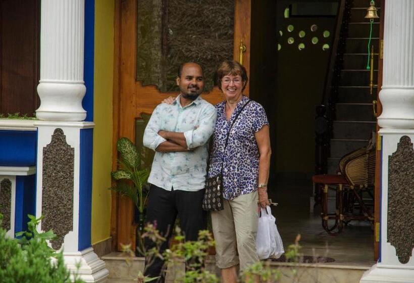 Отель Anitha S Garden Stay