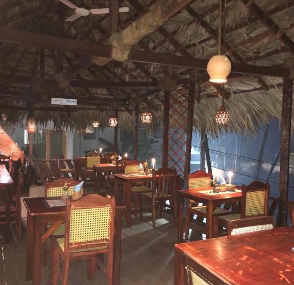 Отель Anitha S Garden Stay