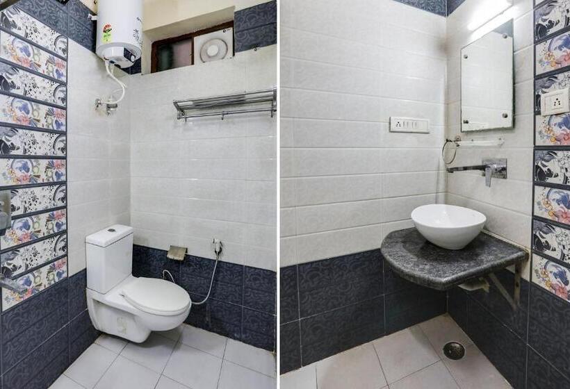 Отель O Tajganj Near Taj Mahal West Gate Formerly Apollo