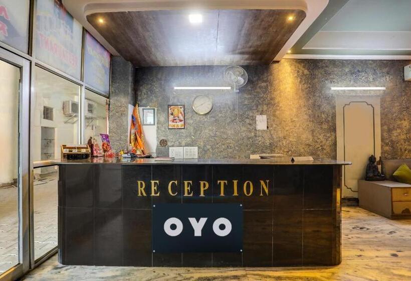 Отель O Tajganj Near Taj Mahal West Gate Formerly Apollo