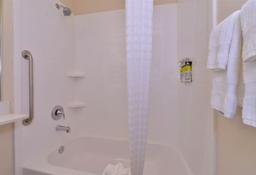 ホテル Candlewood Suites   Austin Airport, An Ihg