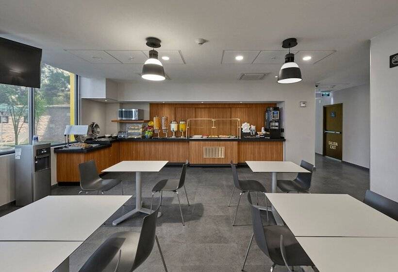 호텔 City Express By Marriott Ensenada