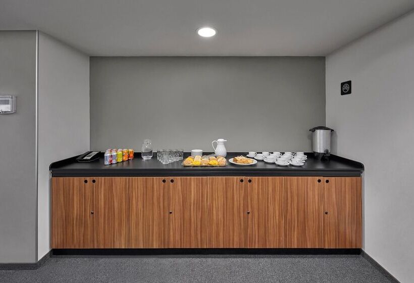 호텔 City Express By Marriott Ensenada