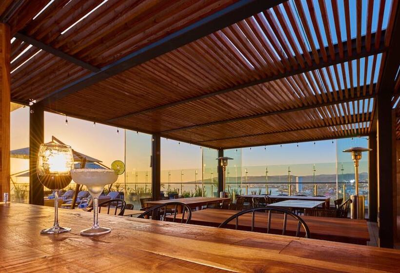 فندق City Express Plus By Marriott Ensenada