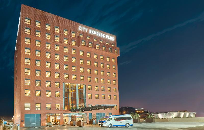 Отель City Express Plus By Marriott Tijuana