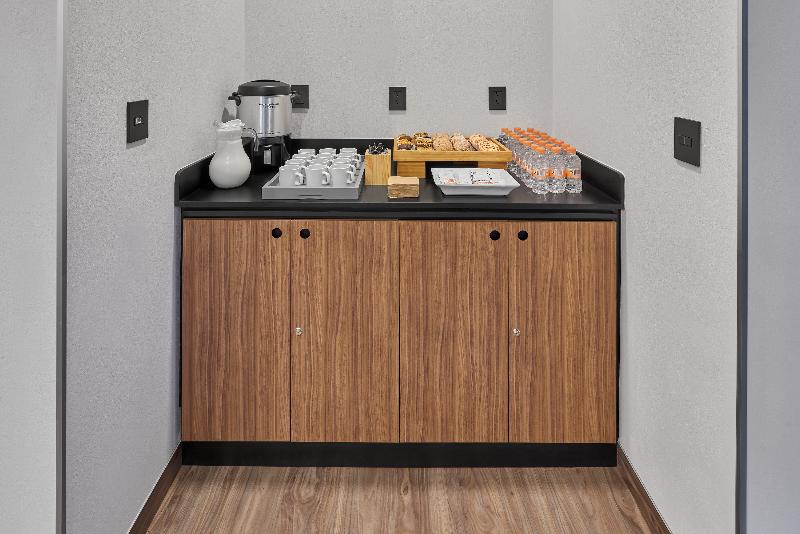 Отель City Express Plus By Marriott Tijuana