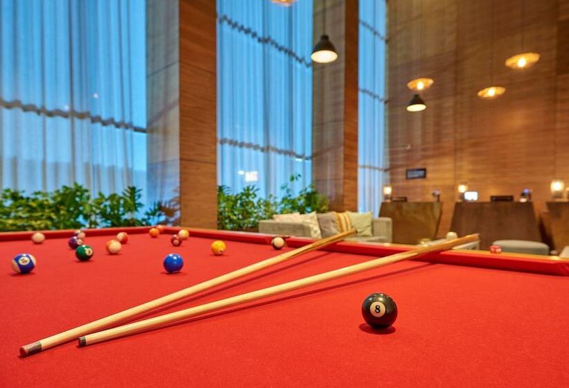 Отель City Express Plus By Marriott Tijuana