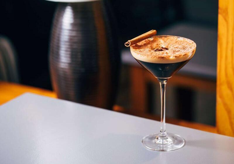 Отель Ibis Coleraine Riverside