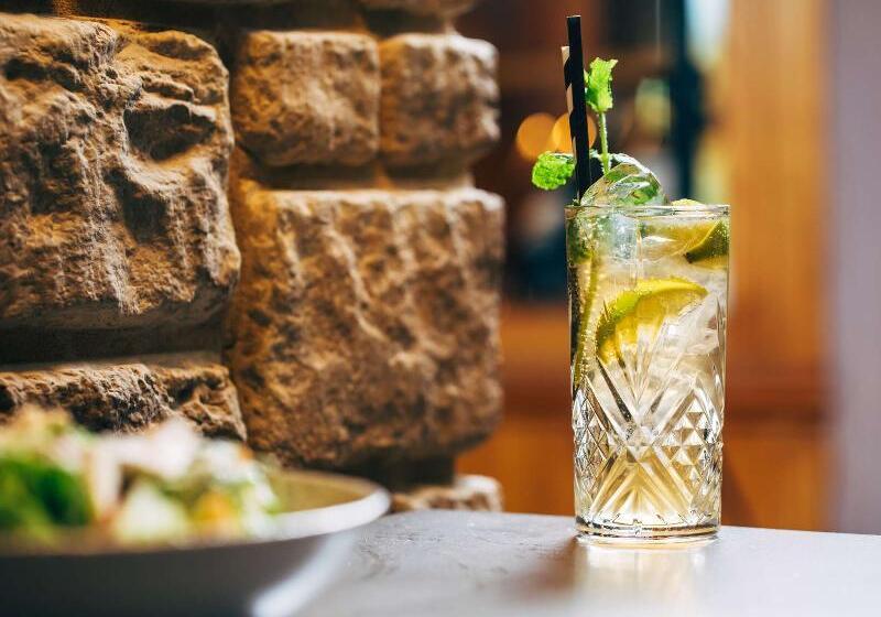 Отель Ibis Coleraine Riverside