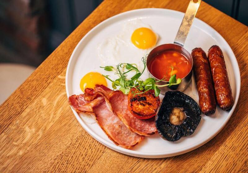 Отель Ibis Coleraine Riverside