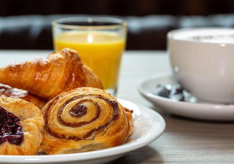 Отель Ibis Coleraine Riverside