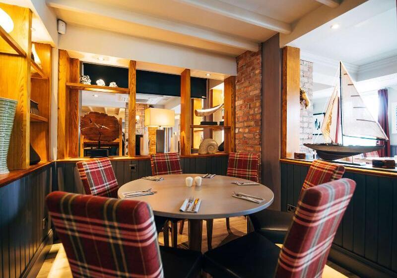 Отель Ibis Coleraine Riverside