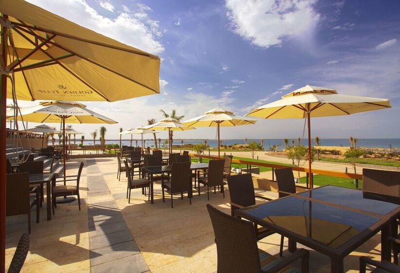 Otel Golden Tulip Sharma Resort