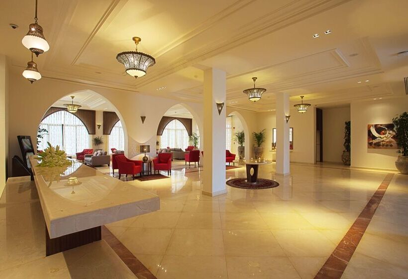 Otel Golden Tulip Sharma Resort