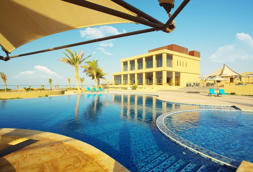 Otel Golden Tulip Sharma Resort