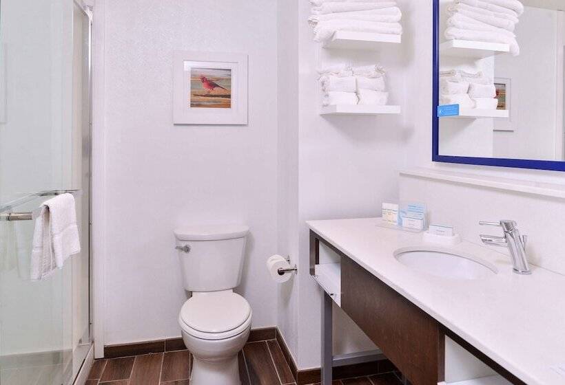 فندق Hampton Inn Benson