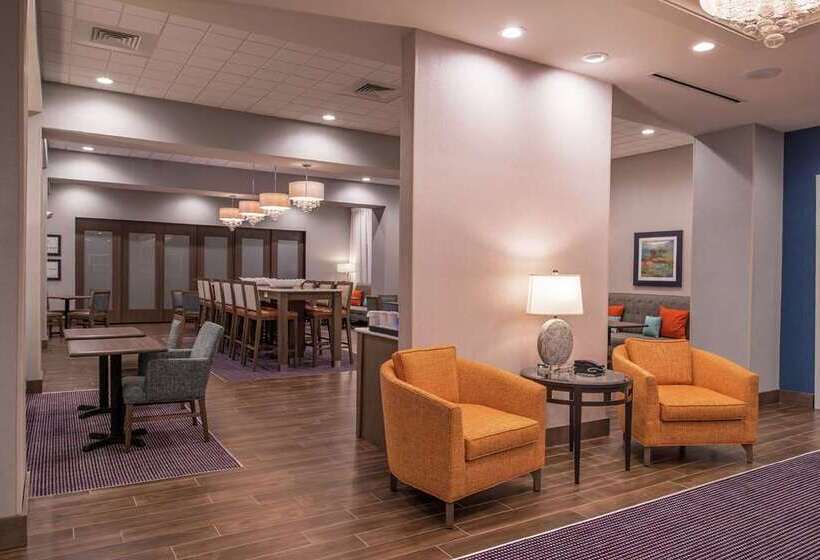 فندق Hampton Inn Benson