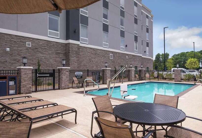 فندق Hampton Inn Benson