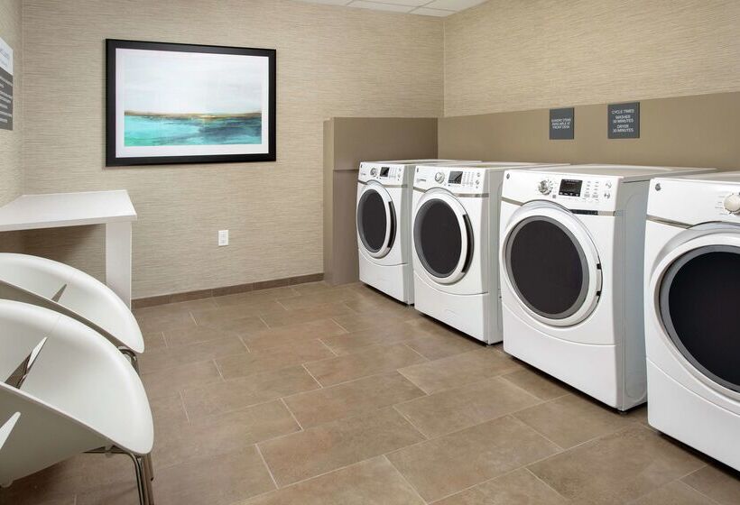 Отель Hilton Garden Inn Westchester Dobbs Ferry, Ny