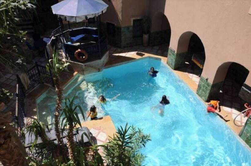 هتل Hôtel Riad Dar Daïf