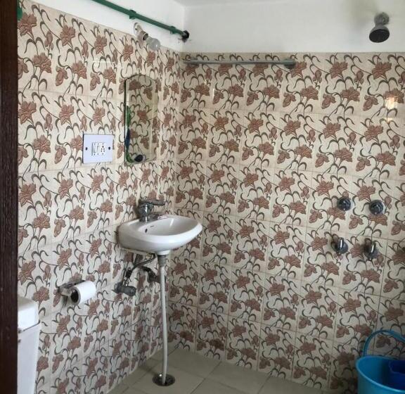 ホテル La Voglia Old Manali