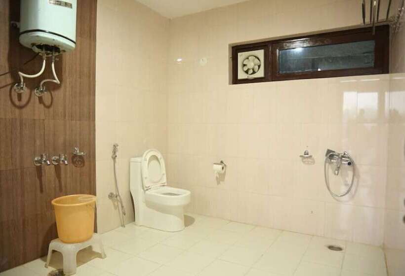 ホテル La Voglia Old Manali