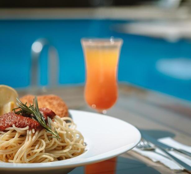 Lemon Garden Hotel Turkbuku