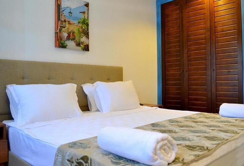 Lemon Garden Hotel Turkbuku