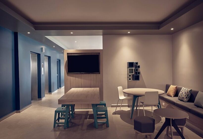 酒店 One Tijuana Otay