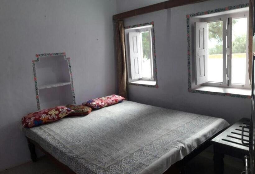 酒店 Paramount Palace