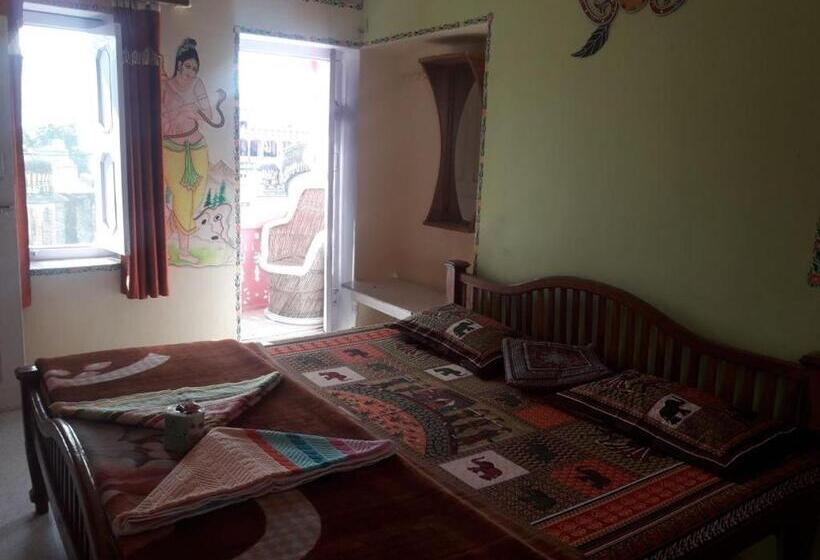 酒店 Paramount Palace