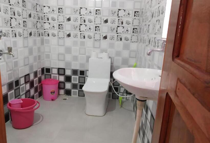 酒店 Paramount Palace