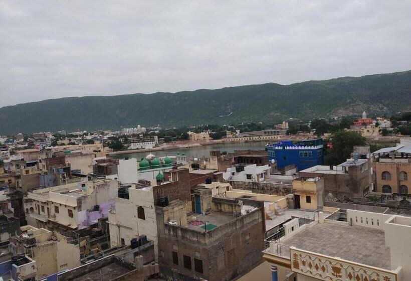 酒店 Paramount Palace