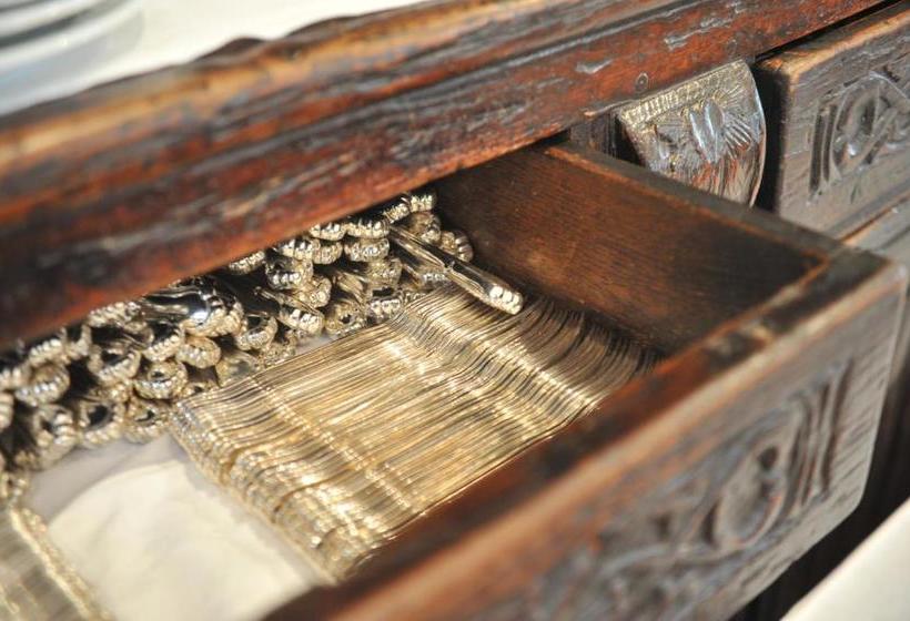 فندق Restaurant Emile Job