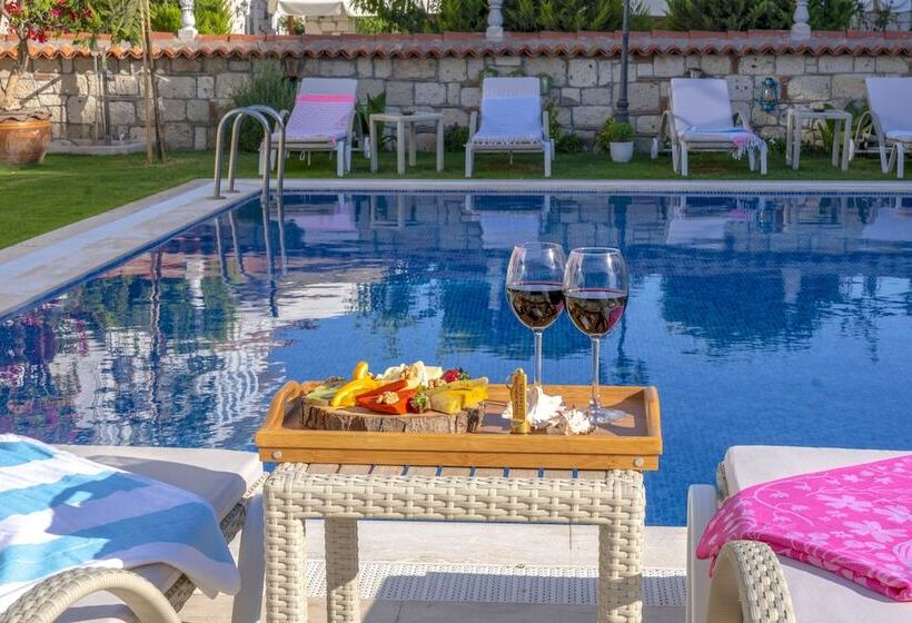 Отель Salbakos Herakleia Boutique