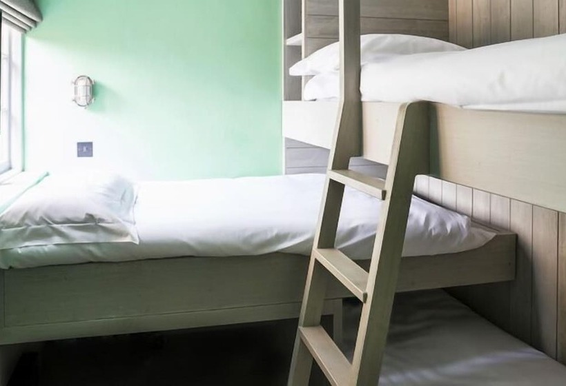 فندق The Old Stocks Inn