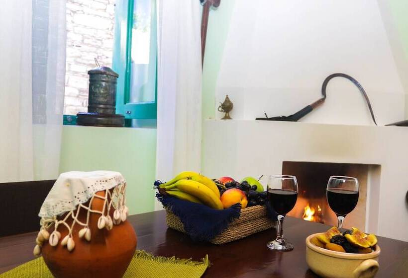 فندق To Konatzi Tis Marikas Tzai Tou Yianni