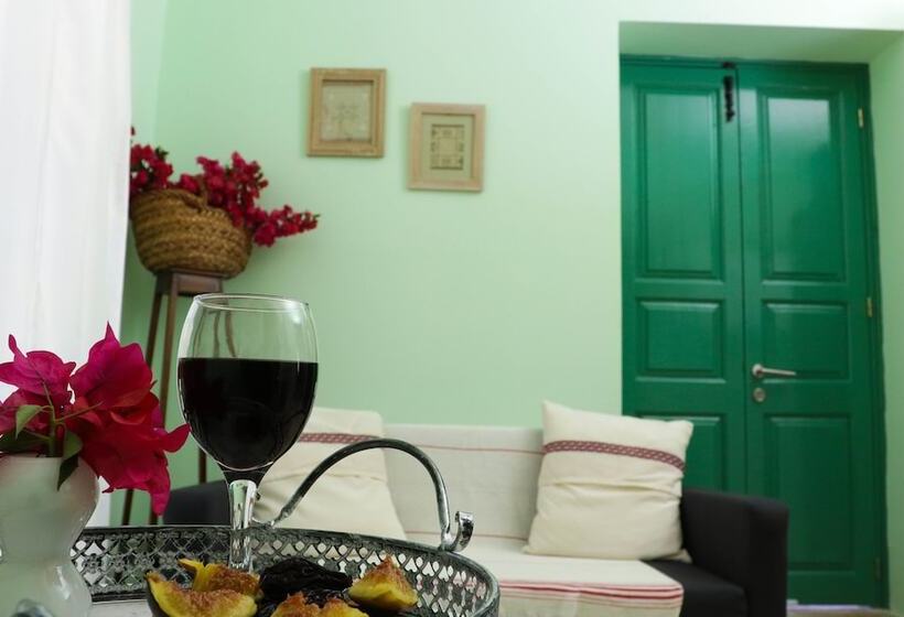 בית מלון כפרי To Konatzi Tis Marikas Tzai Tou Yianni