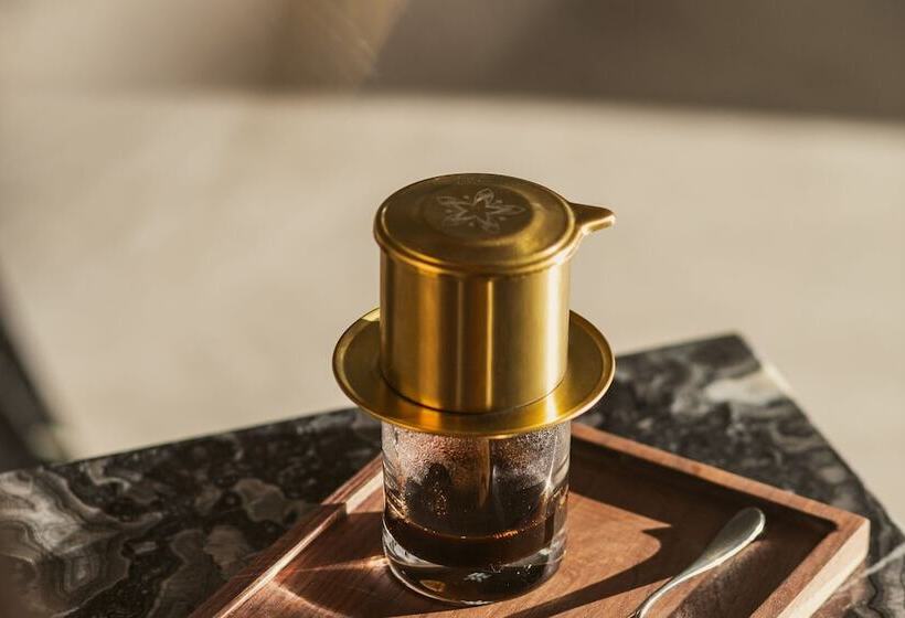 Отель Vinpearl Landmark 81 Autograph Collection