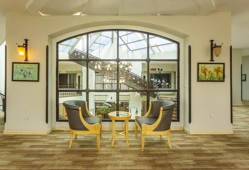 Ladonia Onderhan Hotel   All Inclusive