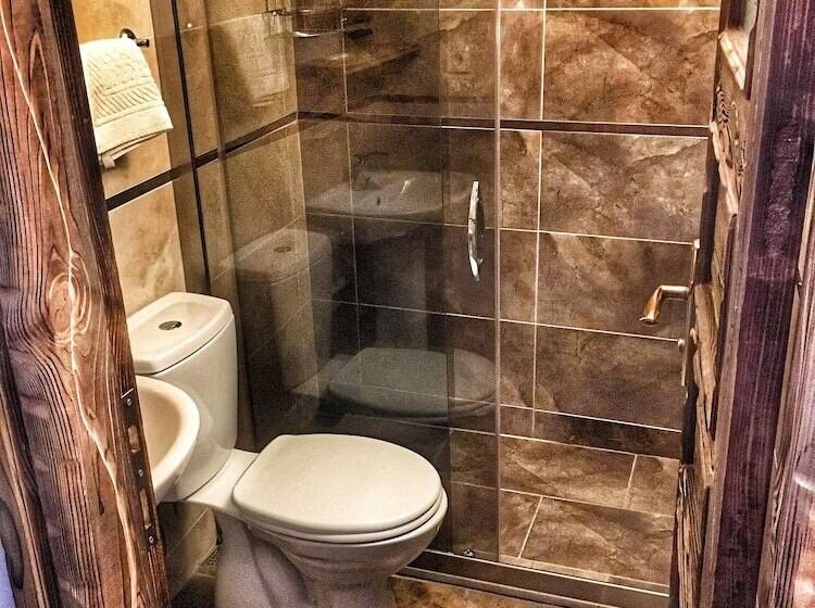 Parmis Boutique House