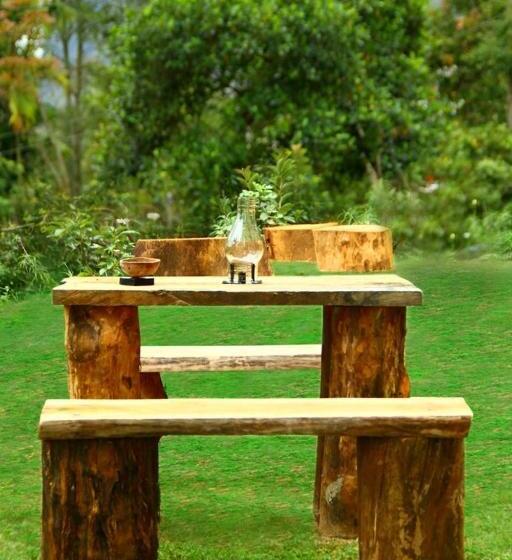 פנסיון Ella Okreech Cottages