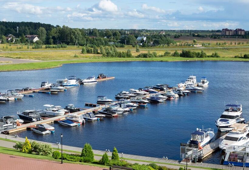 Radisson Residences, Zavidovo