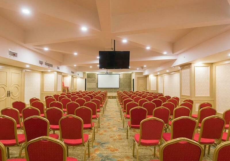 Vienna International Hotel Shanghai Jinqiao Industrial Park North Yanggao Road