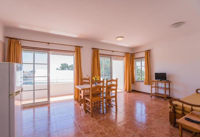 Al Tarik Praia Apartamentos