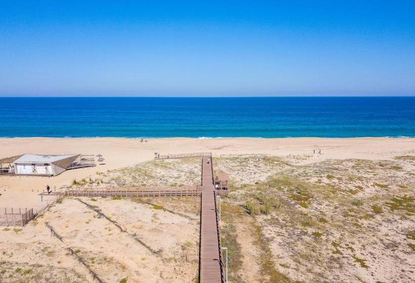 Al Tarik Praia Apartamentos