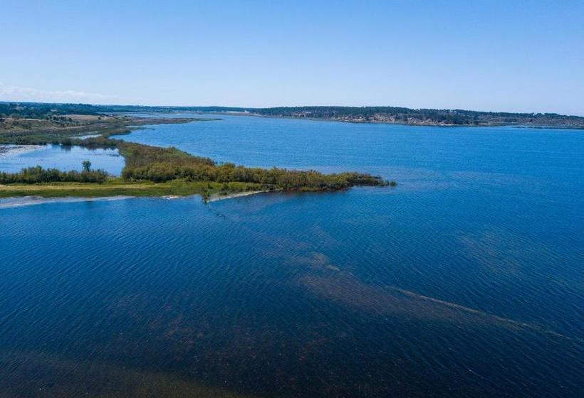 Al Tarik Praia Apartamentos